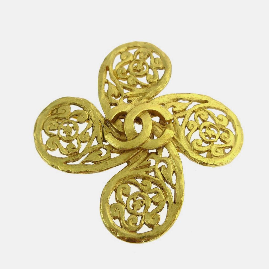 Chanel Brooch Pin Gold Chanel Brooch Pin Gold