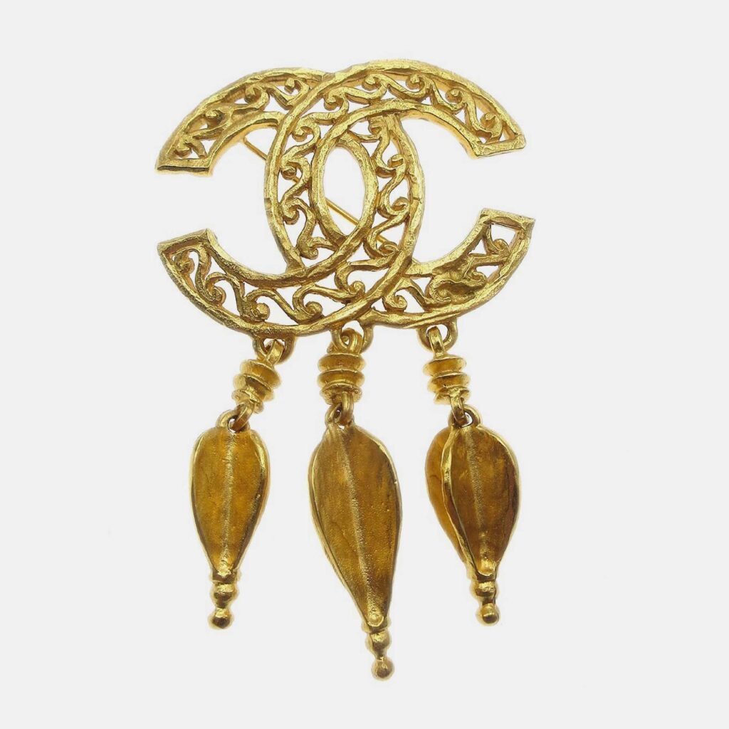 Chanel CC Fringe Brooch Pin Gold Chanel CC Fringe Brooch Pin Gold