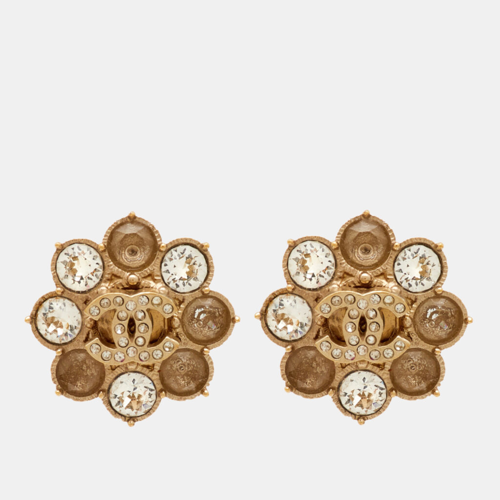 luxury-women-chanel-used-accessories-p1241983-002-1.jpg Chanel CC Crystals Gold Tone Stud earrings