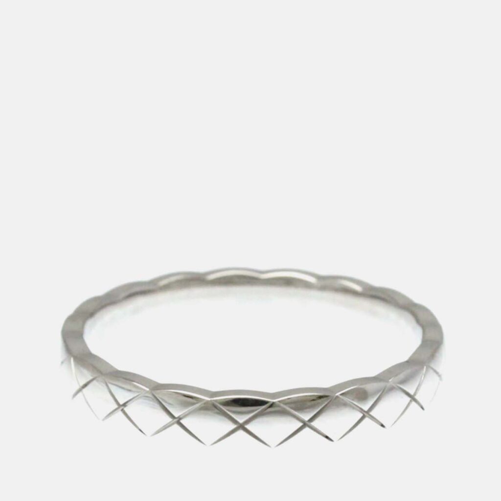 Chanel Coco Crush Mini Silver 18K White Gold Band Ring Chanel Coco Crush Mini Silver 18K White Gold Band Ring