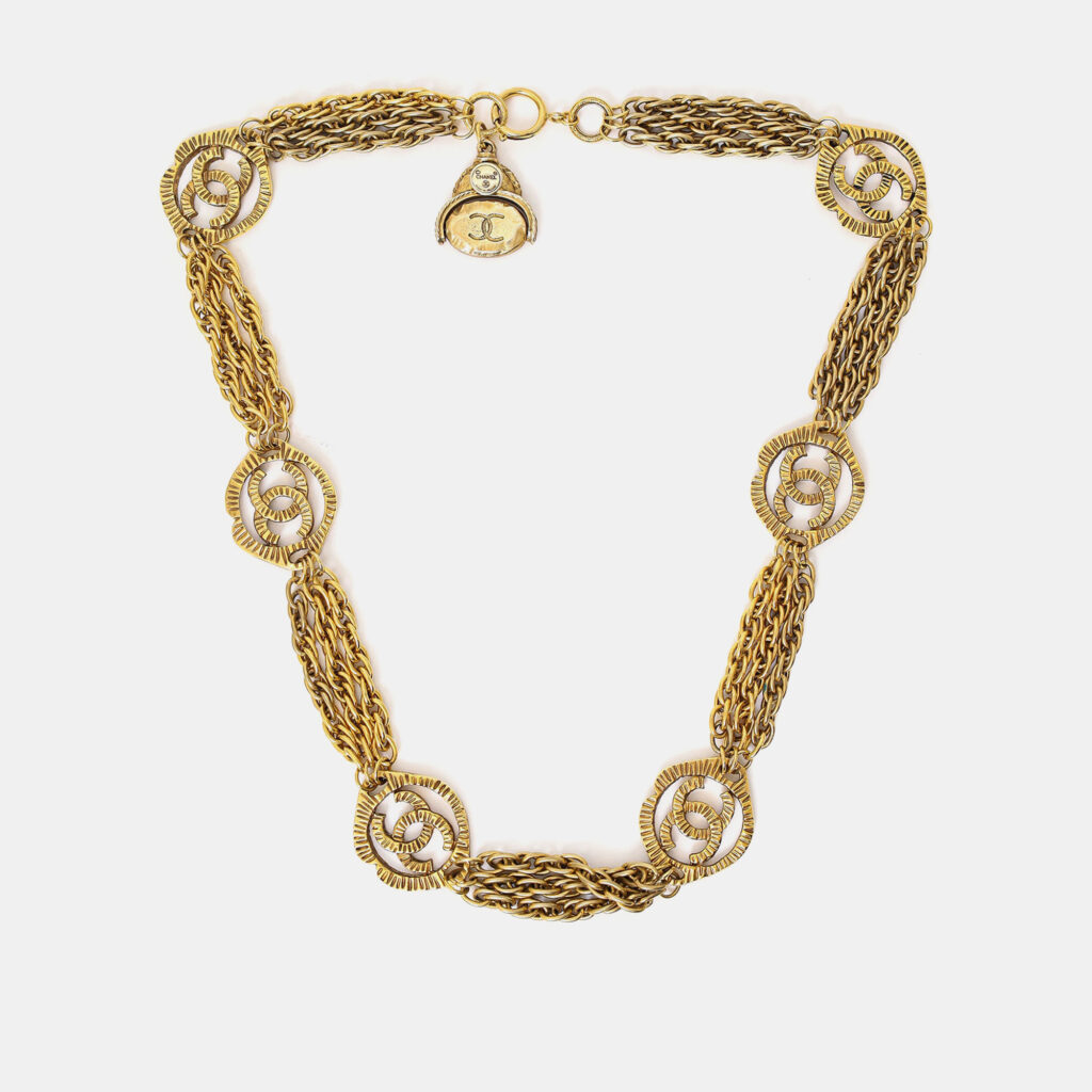 luxury-women-chanel-used-accessories-p1247827-003.jpg Chanel Gold Multistrand CC Necklace