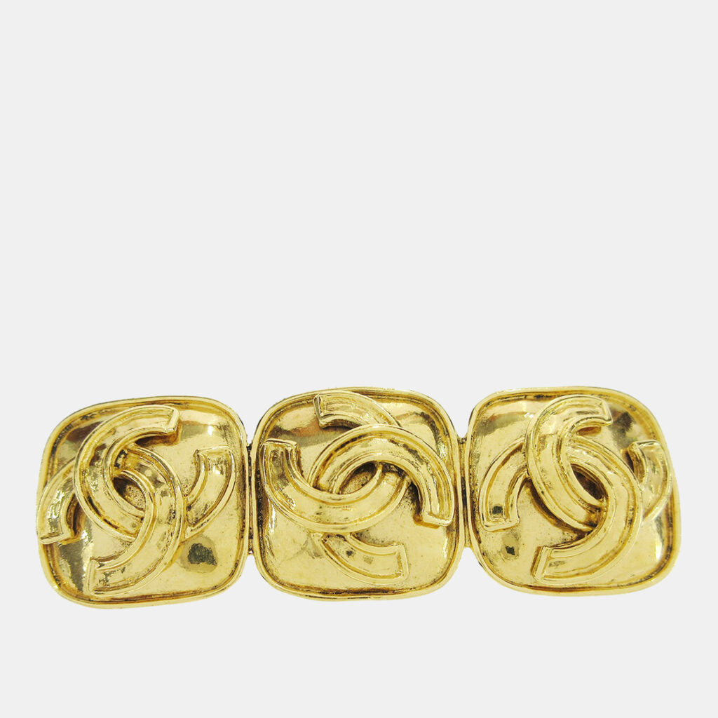 luxury-women-chanel-used-accessories-p1248739-002-1.jpg Chanel Triple CC Brooch Pin Gold