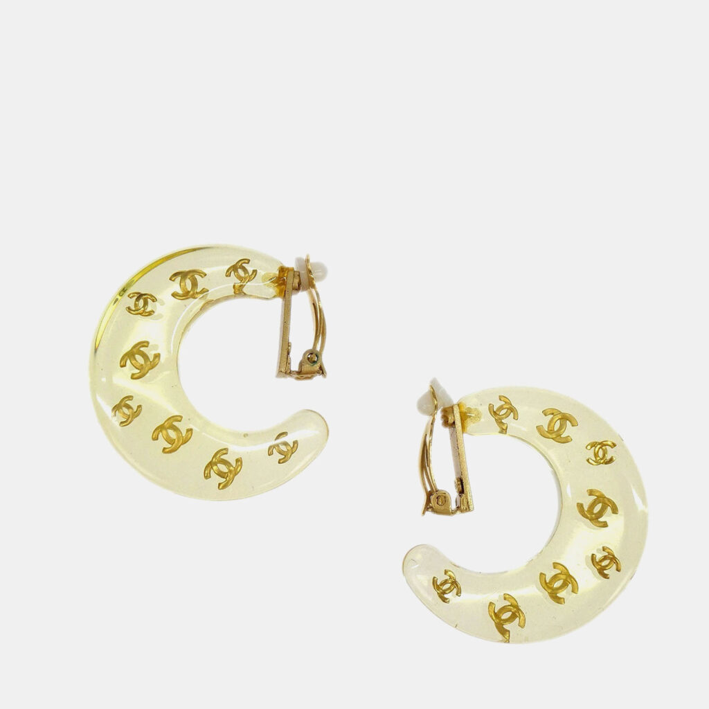 Chanel Hoop Crescent Moon Earrings Clip-On Gold Chanel Hoop Crescent Moon Earrings Clip-On Gold
