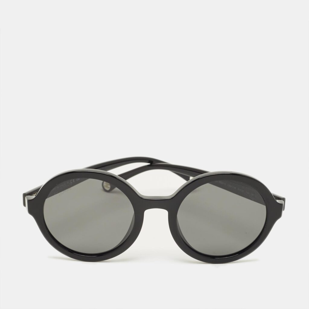 Chanel Black 5522 U CC Frame Round Sunglasses Chanel Black 5522 U CC Frame Round Sunglasses