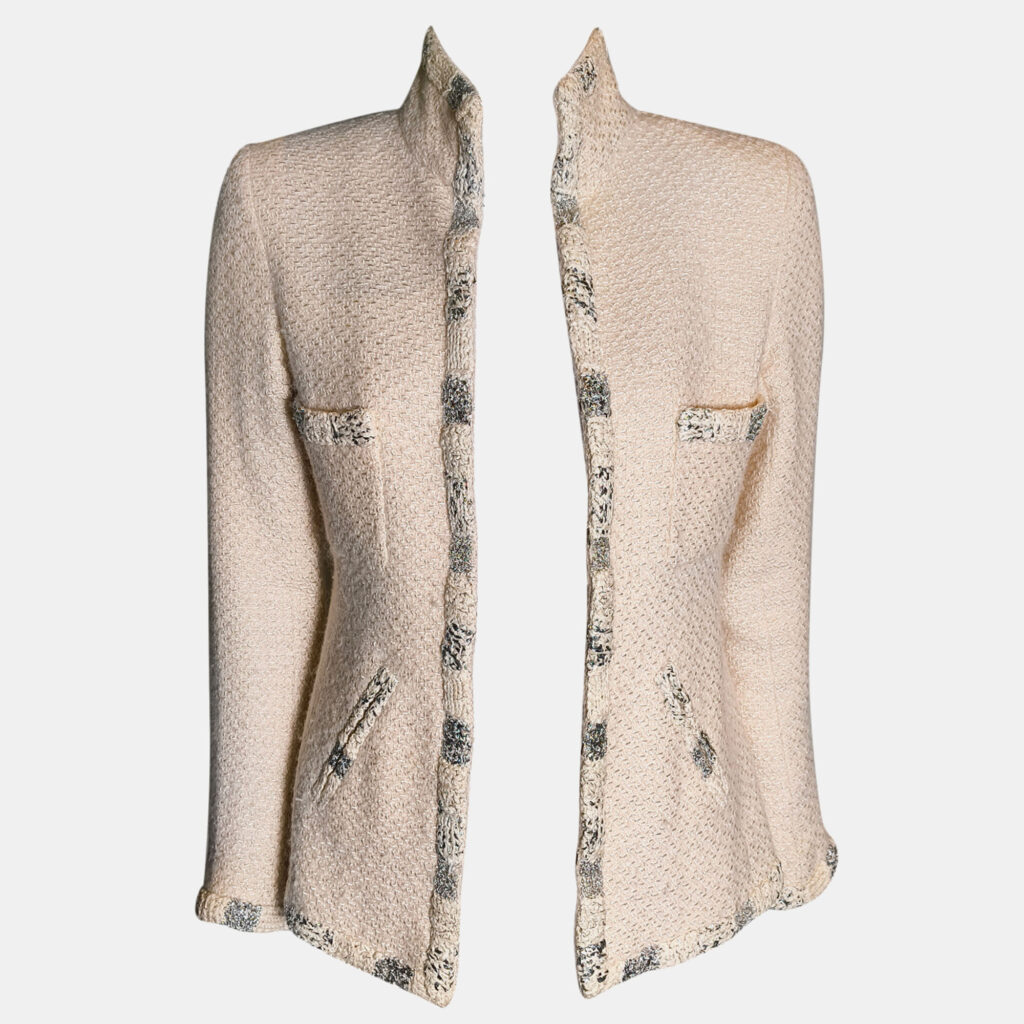 Chanel Cream Tweed Jacket FR 36 Chanel Cream Tweed Jacket FR 36