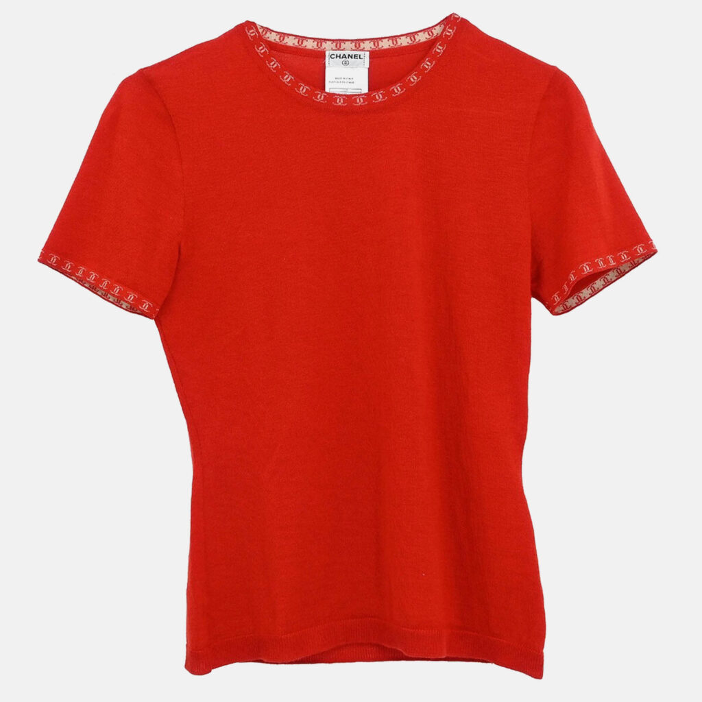 Chanel Short Sleeve Red Knit Top Size 36 Chanel Short Sleeve Red Knit Top Size 36