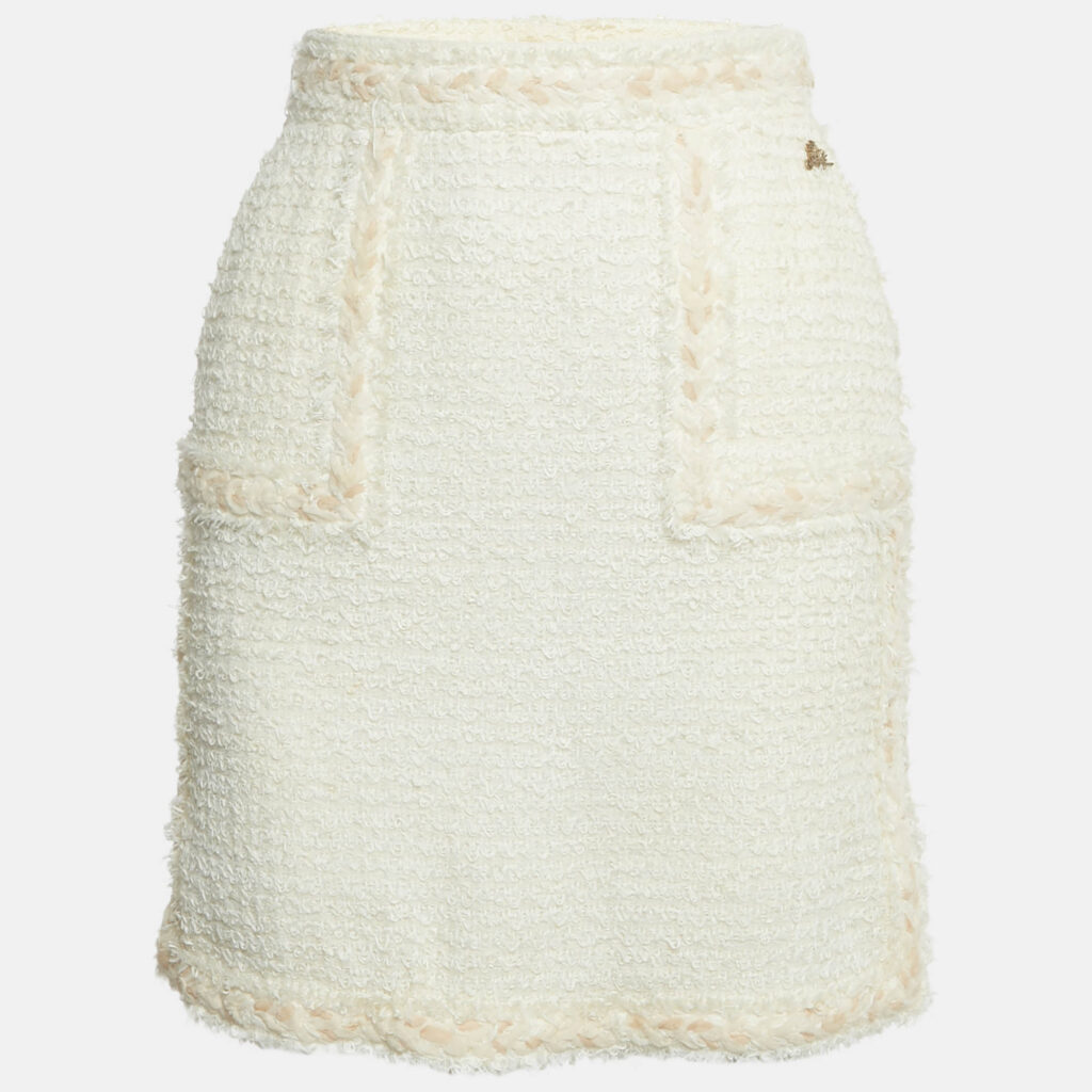 Chanel White Tweed Pencil Skirt S Chanel White Tweed Pencil Skirt S