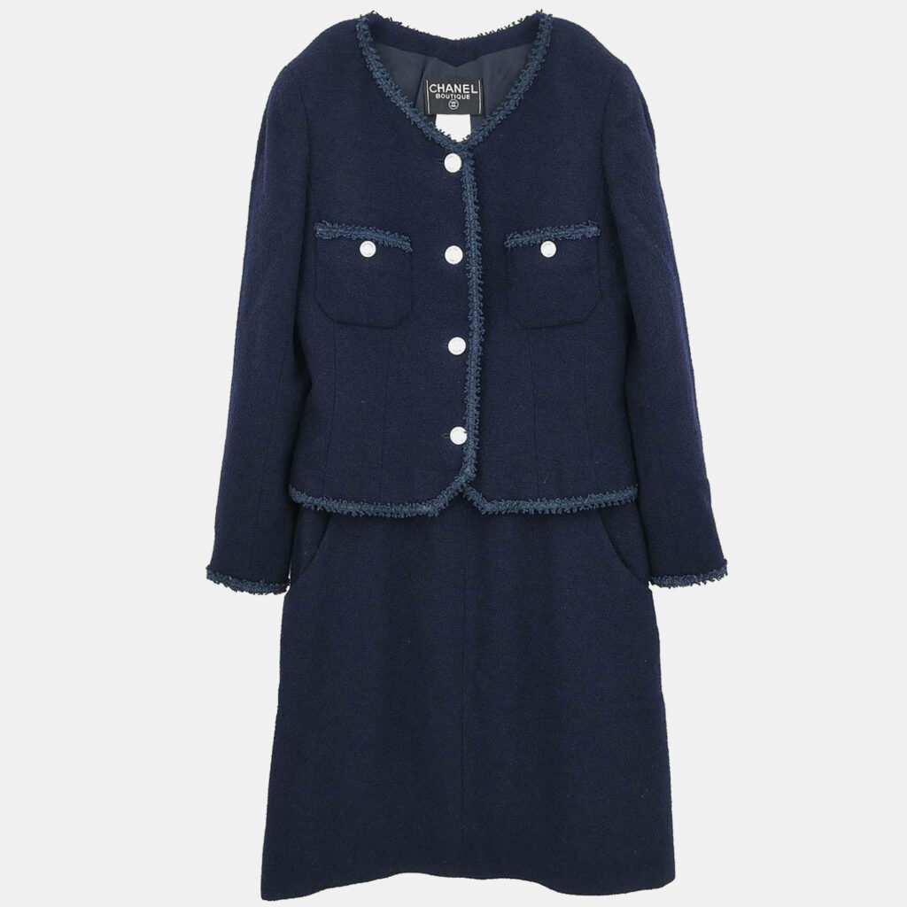 luxury-women-chanel-used-clothes-p1242113-009.jpeg Chanel Setup Suit Jacket Skirt Navy #42