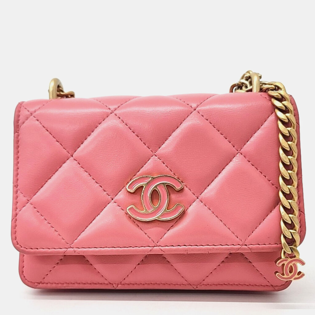 Chanel mini chain shoulder bag Chanel mini chain shoulder bag