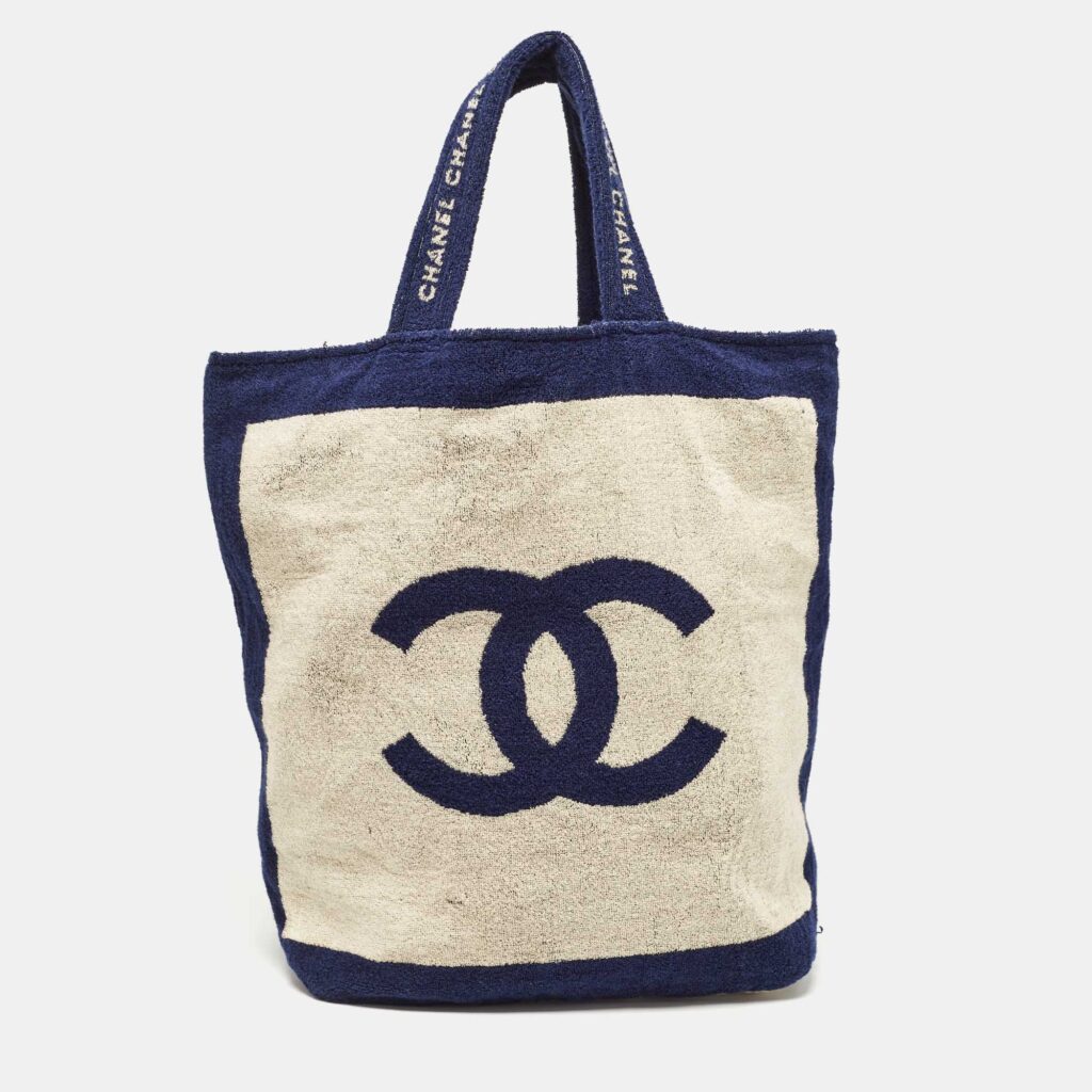 Chanel Navy Blue/Off White Terry Cotton CC Beach Tote Chanel Navy Blue/Off White Terry Cotton CC Beach Tote