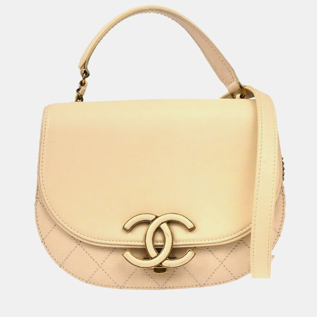 luxury-women-chanel-used-handbags-p1168778-009-1.jpeg Chanel Coco Curve Messenger Small Beige Shiny Calfskin Goatskin Quilted Flap Bag