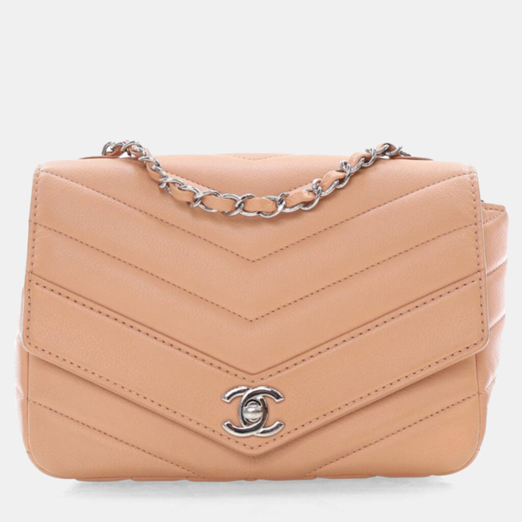 Chanel Chevron Flap Bag Pink Beige Calfskin Shoulder Bag Chanel Chevron Flap Bag Pink Beige Calfskin Shoulder Bag