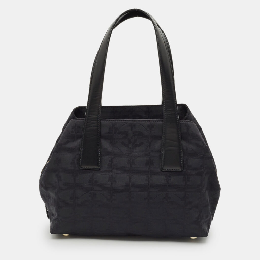 luxury-women-chanel-used-handbags-p1180843-003-1.jpg Chanel Black Nylon Travel Ligne Satchel