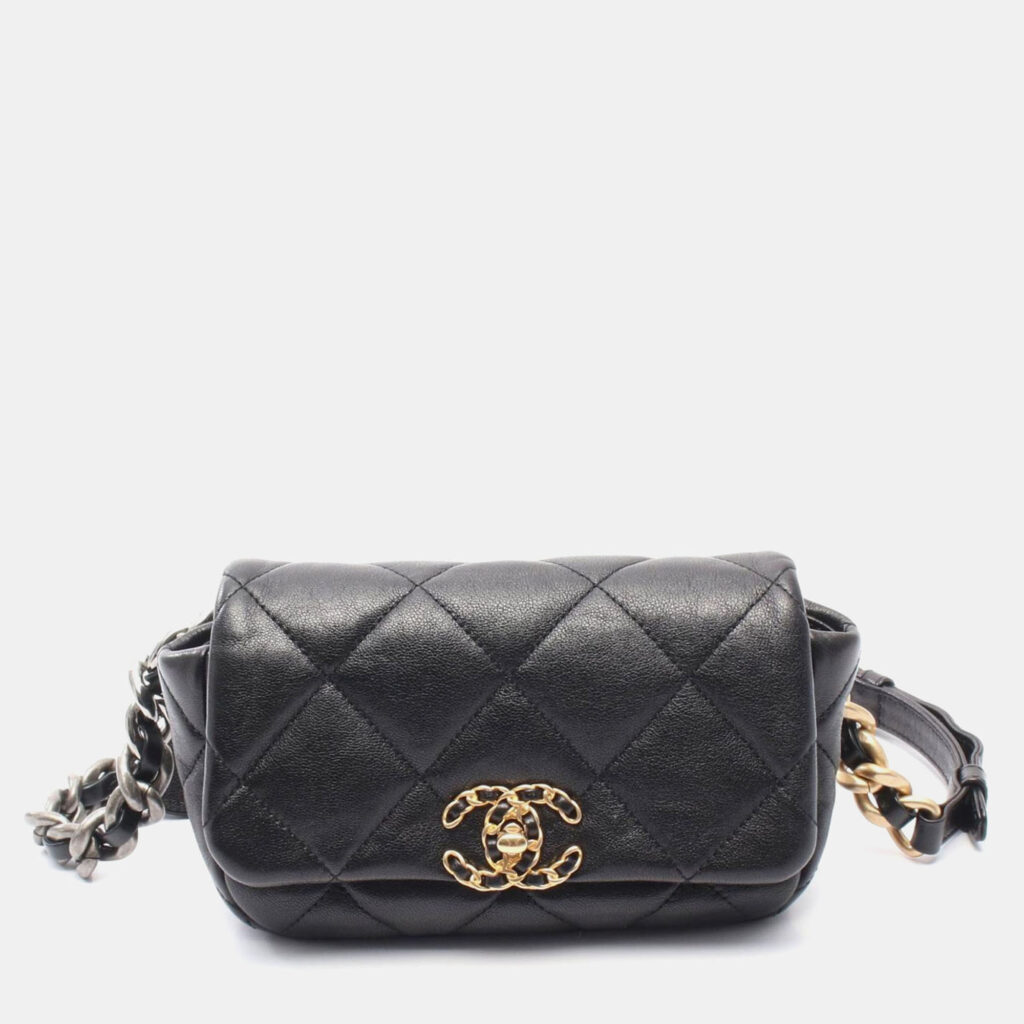 Chanel 19 Matelasse Black Leather Waist Bag Chanel 19 Matelasse Black Leather Waist Bag