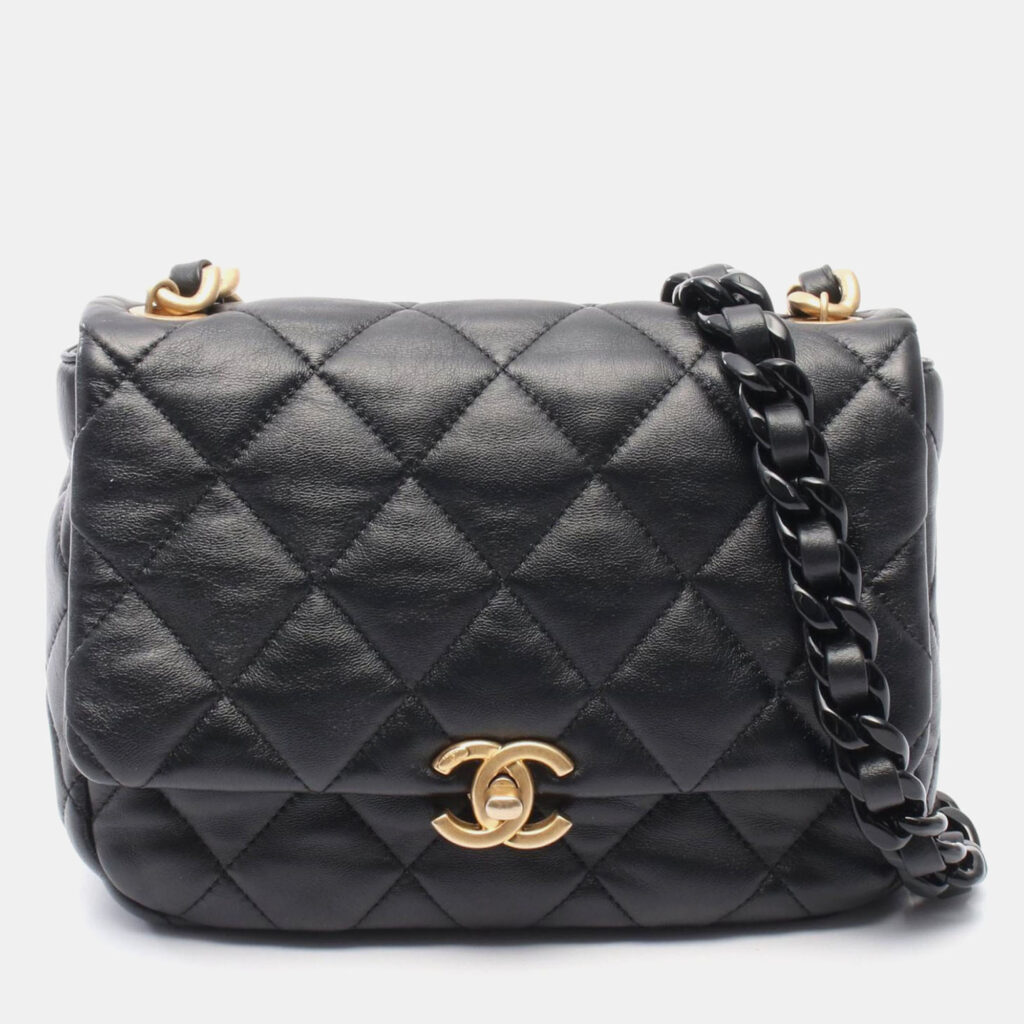 Chanel Matelasse Black Leather Crossbody Chain Shoulder Bag Chanel Matelasse Black Leather Crossbody Chain Shoulder Bag