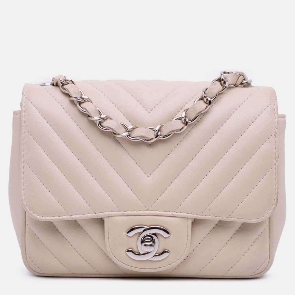 Chanel White Mini Square Classic Chevron Lambskin Single Flap Chanel White Mini Square Classic Chevron Lambskin Single Flap