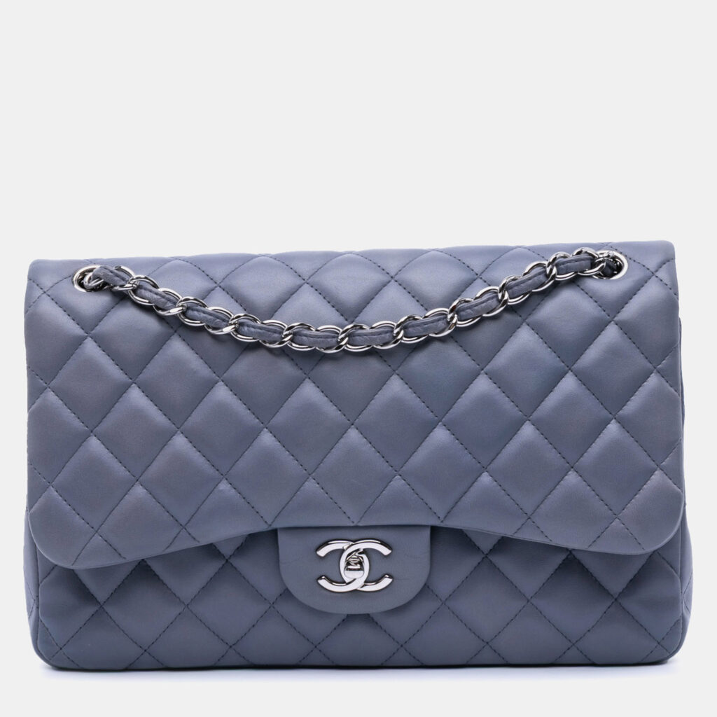 Chanel Grey Jumbo Classic Lambskin Double Flap Chanel Grey Jumbo Classic Lambskin Double Flap