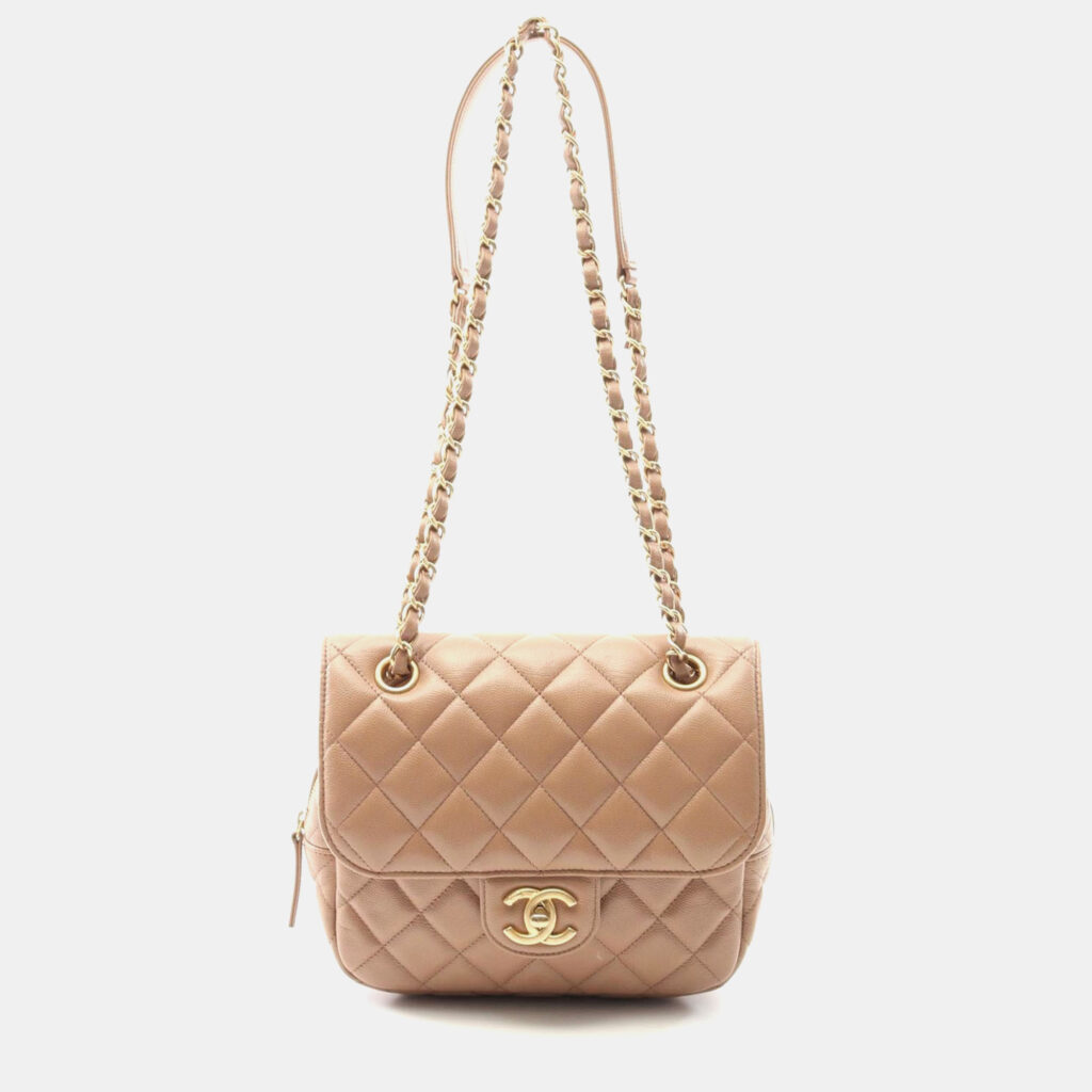 Chanel Matelasse Chain Shoulder Bag Calfskin Beige Ghw Chanel Matelasse Chain Shoulder Bag Calfskin Beige Ghw