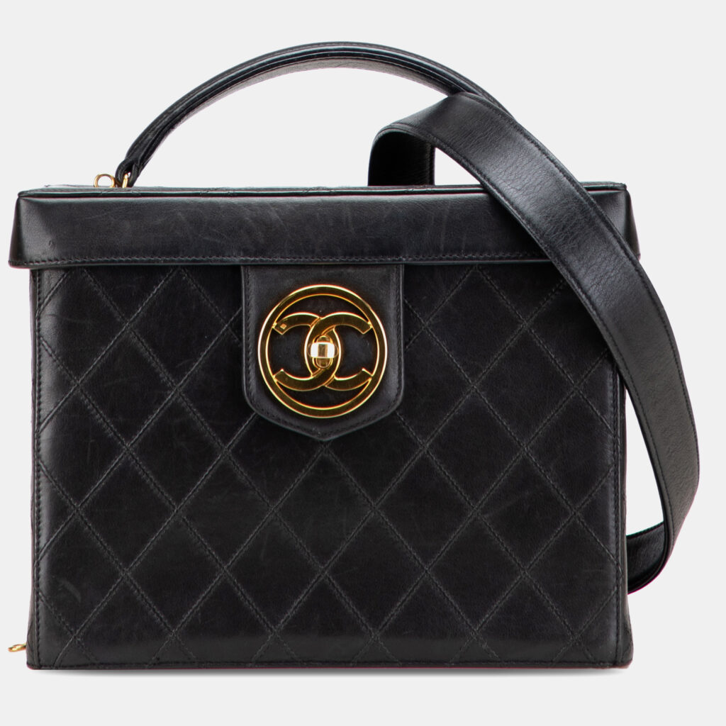 Chanel Black CC Stitched Calfskin Turnlock Vanity Case Chanel Black CC Stitched Calfskin Turnlock Vanity Case