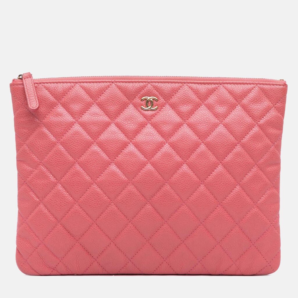 Chanel Pink Medium Quilted Caviar O Case Clutch Chanel Pink Medium Quilted Caviar O Case Clutch