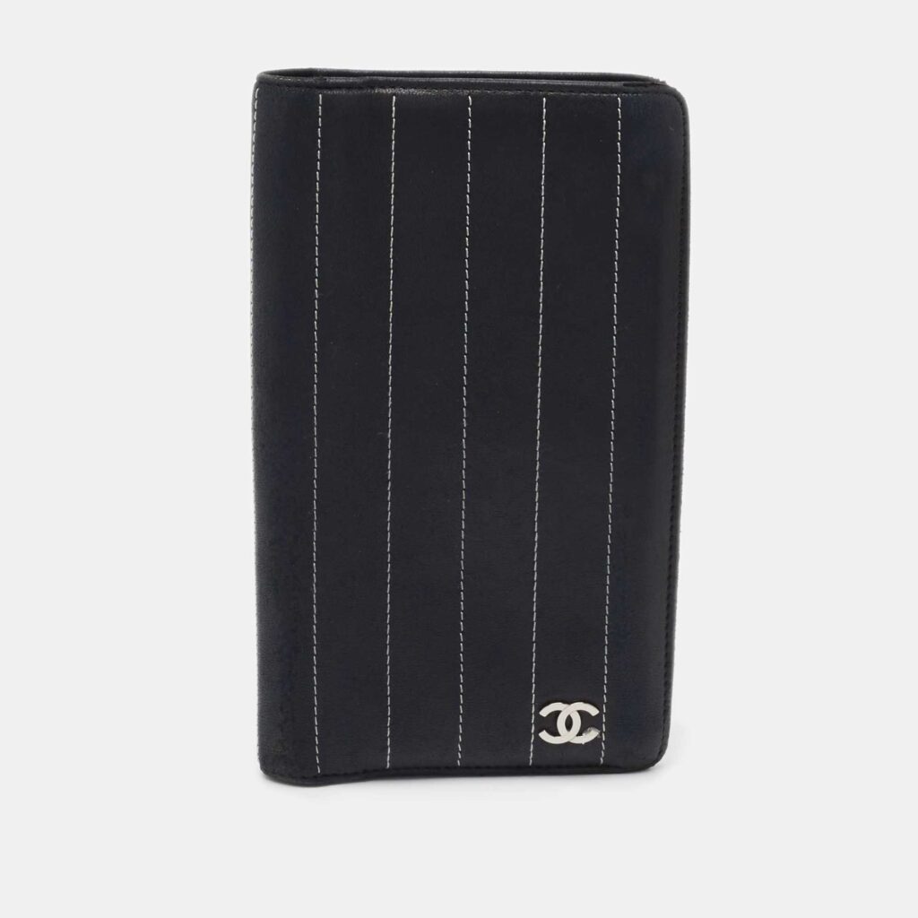 Chanel Black Striped Leather Vertical CC Wallet Chanel Black Striped Leather Vertical CC Wallet