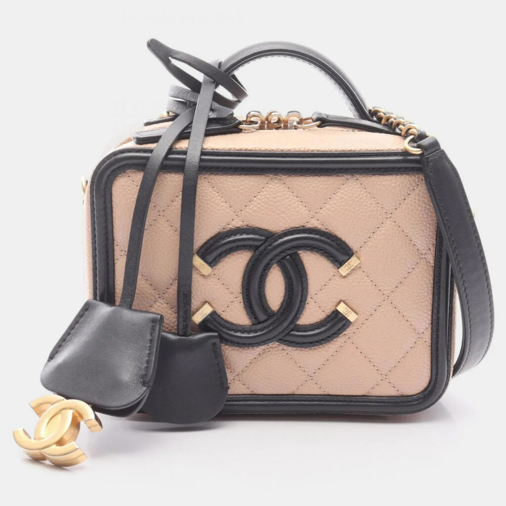 Chanel Filigree Mini Vanity Pink Black Leather Shoulder Bag Chanel Filigree Mini Vanity Pink Black Leather Shoulder Bag