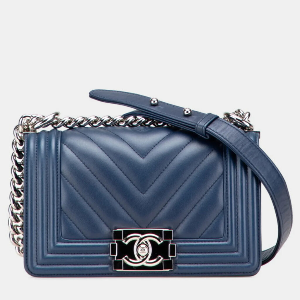 Chanel Boy V-Stitch Blue Lambskin Leather Shoulder Bag Chanel Boy V-Stitch Blue Lambskin Leather Shoulder Bag