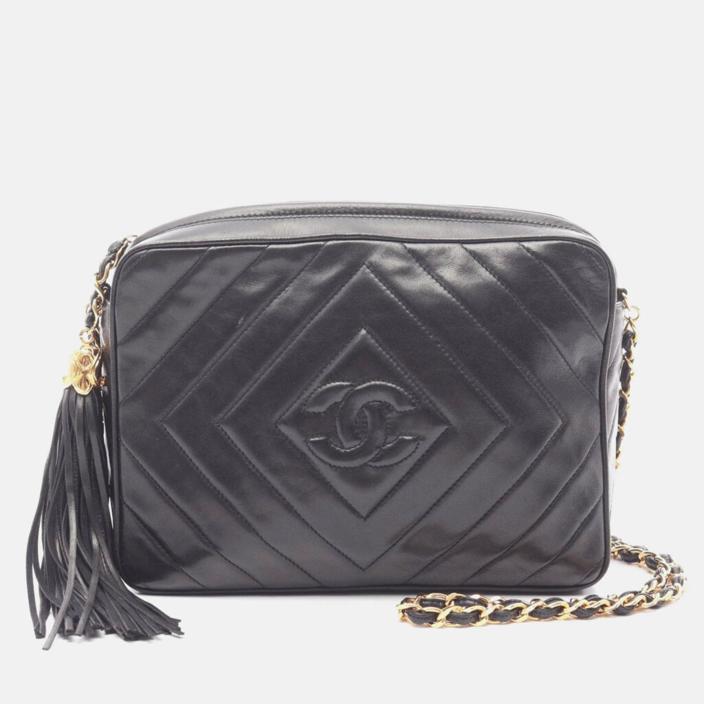 Chanel CC Logo Black Lambskin Quilting Chain Shoulder Bag GHW Chanel CC Logo Black Lambskin Quilting Chain Shoulder Bag GHW