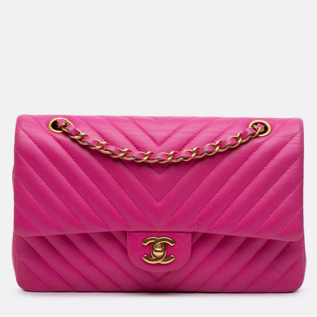 Chanel Classic Double Flap Medium Pink Chevron Lambskin Shoulder Bag Chanel Classic Double Flap Medium Pink Chevron Lambskin Shoulder Bag