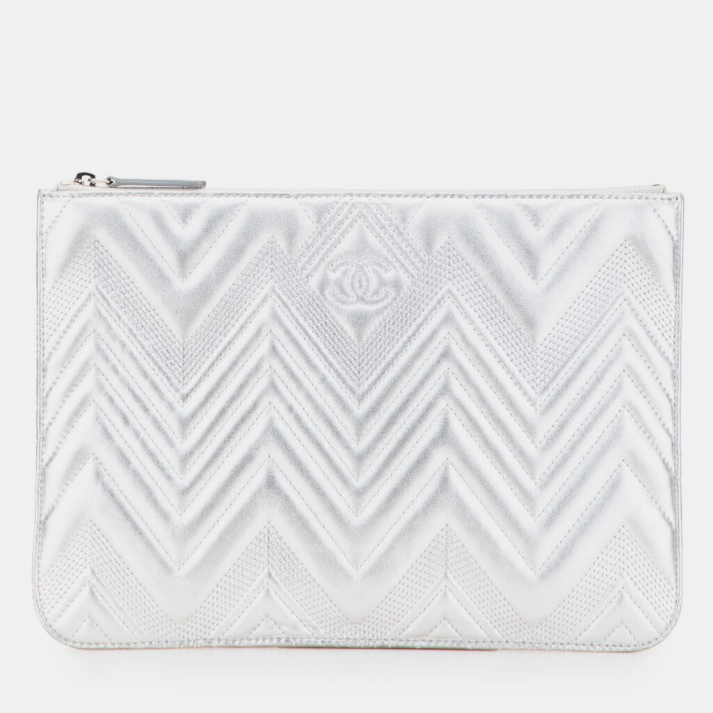 Chanel Silver Medium Metallic Chevron Calfskin O Case Clutch Chanel Silver Medium Metallic Chevron Calfskin O Case Clutch
