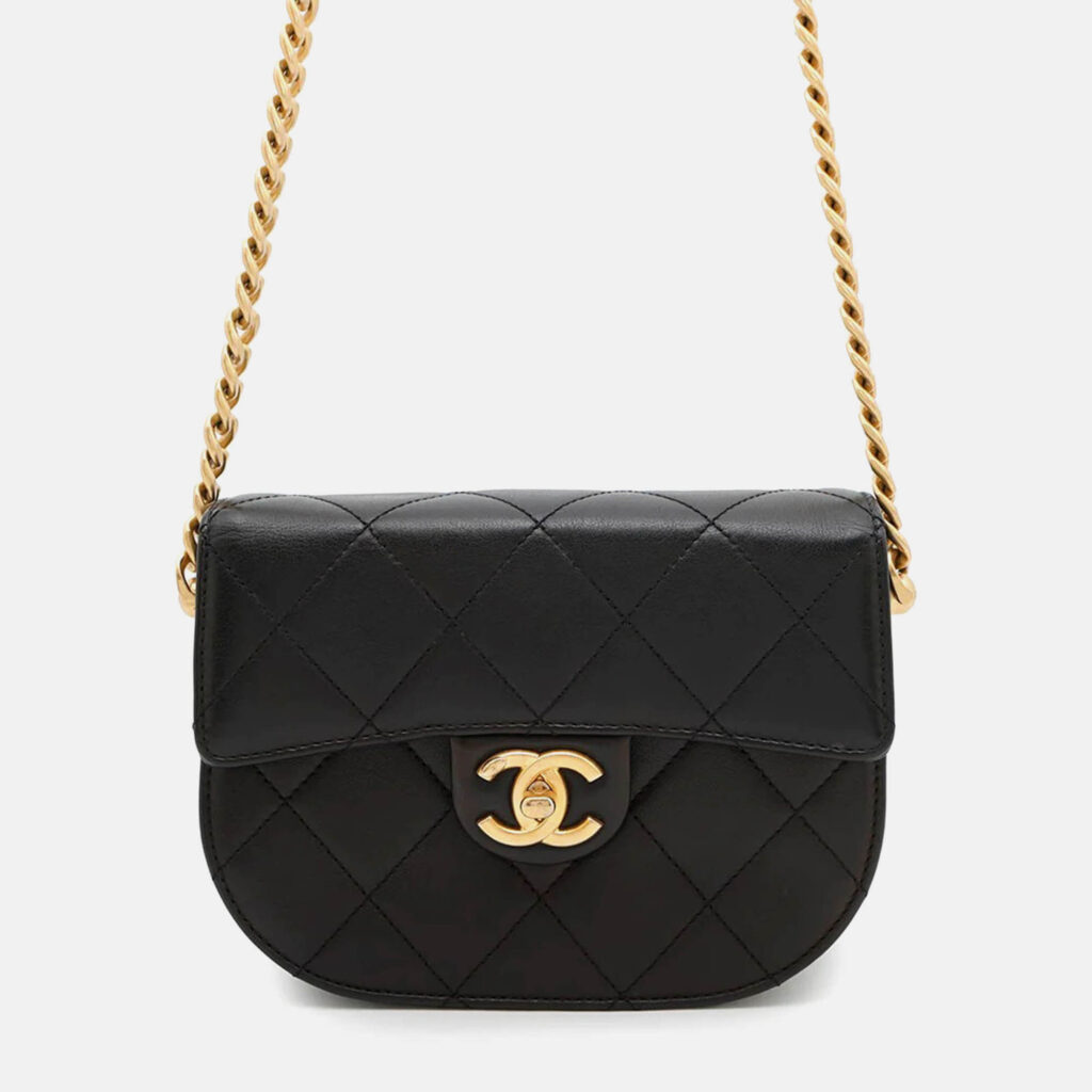 Chanel Matelasse Chain Shoulder Bag Black Lambskin Chanel Matelasse Chain Shoulder Bag Black Lambskin