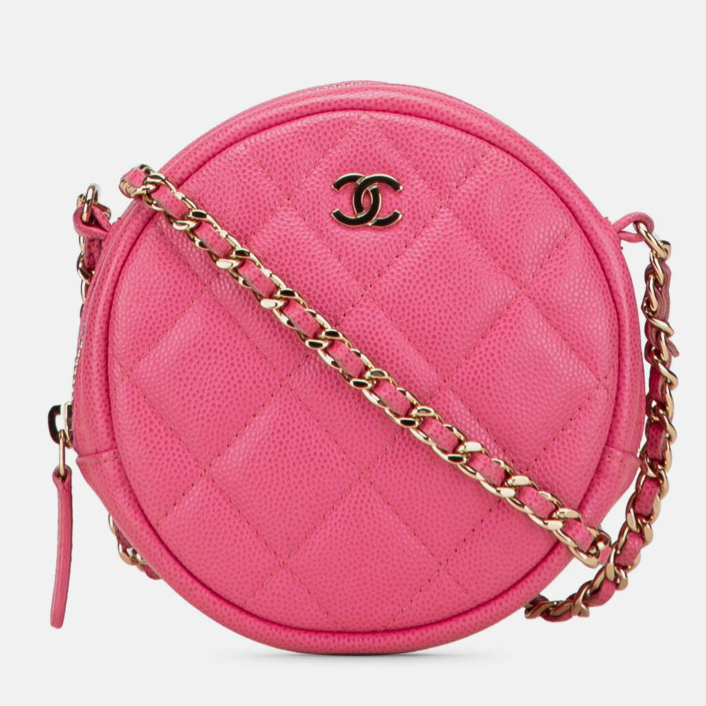 Chanel CC Quilted Caviar Round Clutch With Chain Chanel CC Quilted Caviar Round Clutch With Chain
