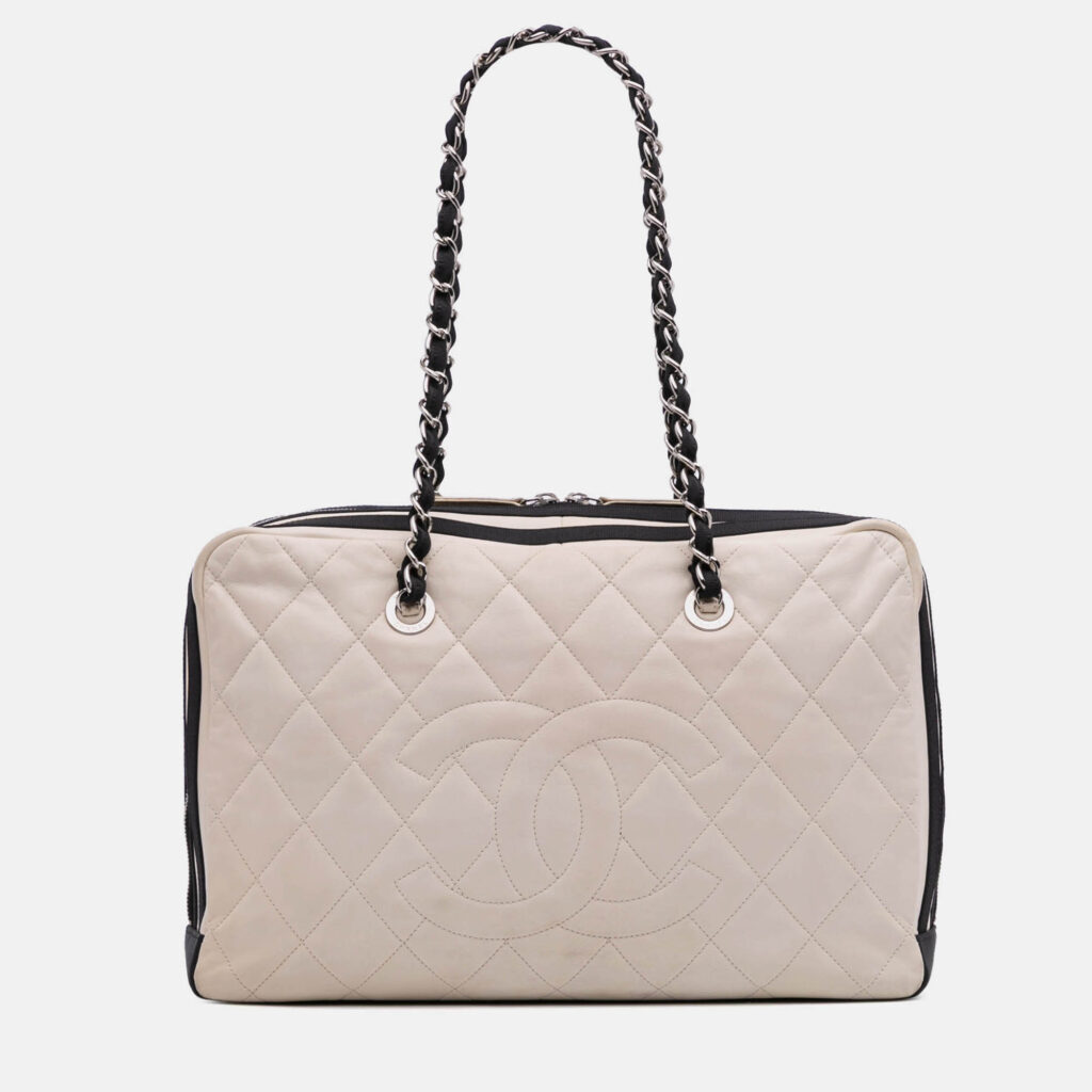 Chanel Cream CC Quilted Lambskin Zip Shoulder Bag Chanel Cream CC Quilted Lambskin Zip Shoulder Bag