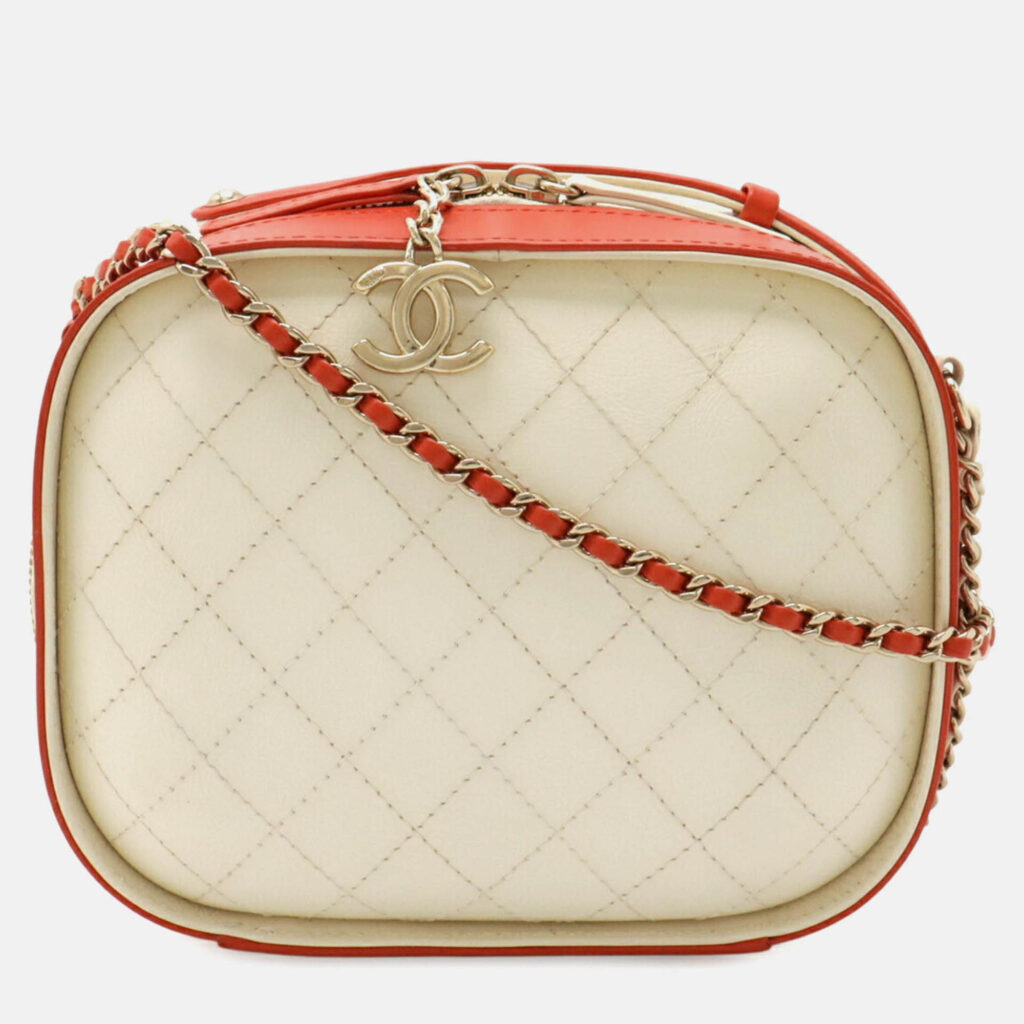 Chanel Matelasse Vanity Case Handbag Chain Shoulder Leather White Red Chanel Matelasse Vanity Case Handbag Chain Shoulder Leather White Red