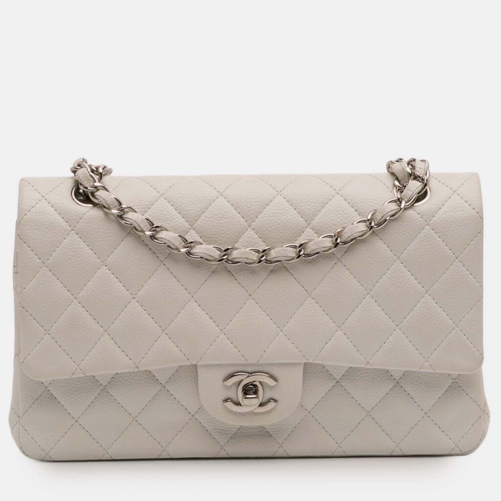 Chanel White Medium Classic Caviar Double Flap Chanel White Medium Classic Caviar Double Flap