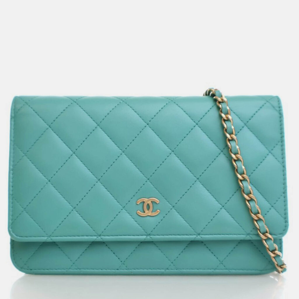 Chanel Green Lambskin Classic Wallet On Chain Chanel Green Lambskin Classic Wallet On Chain