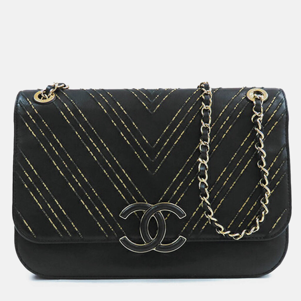 Chanel Black CC Chevron Sheepskin Chain Subtle Flap