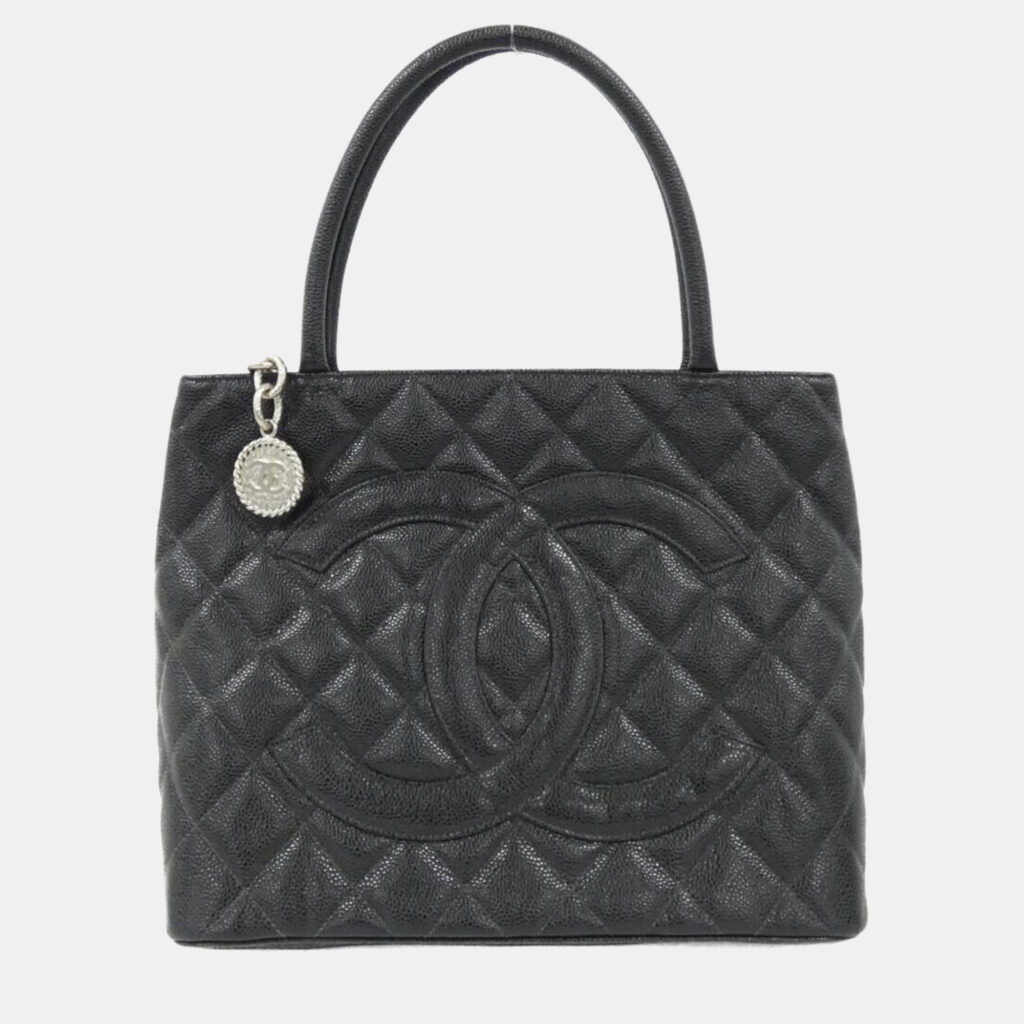Chanel Medallion Black Leather Shoulder Bag Chanel Medallion Black Leather Shoulder Bag