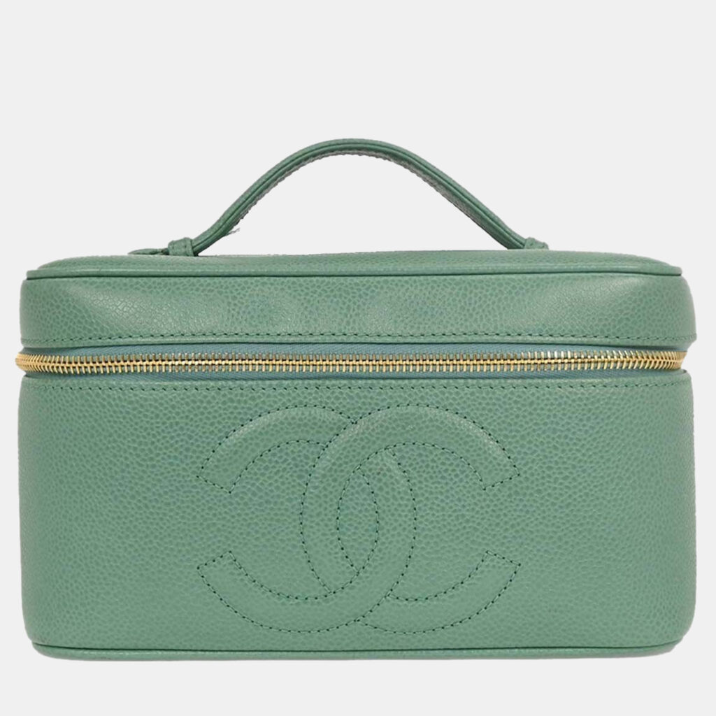 luxury-women-chanel-used-handbags-p1217057-015.jpg Chanel Green Calfskin Vanity Handbag