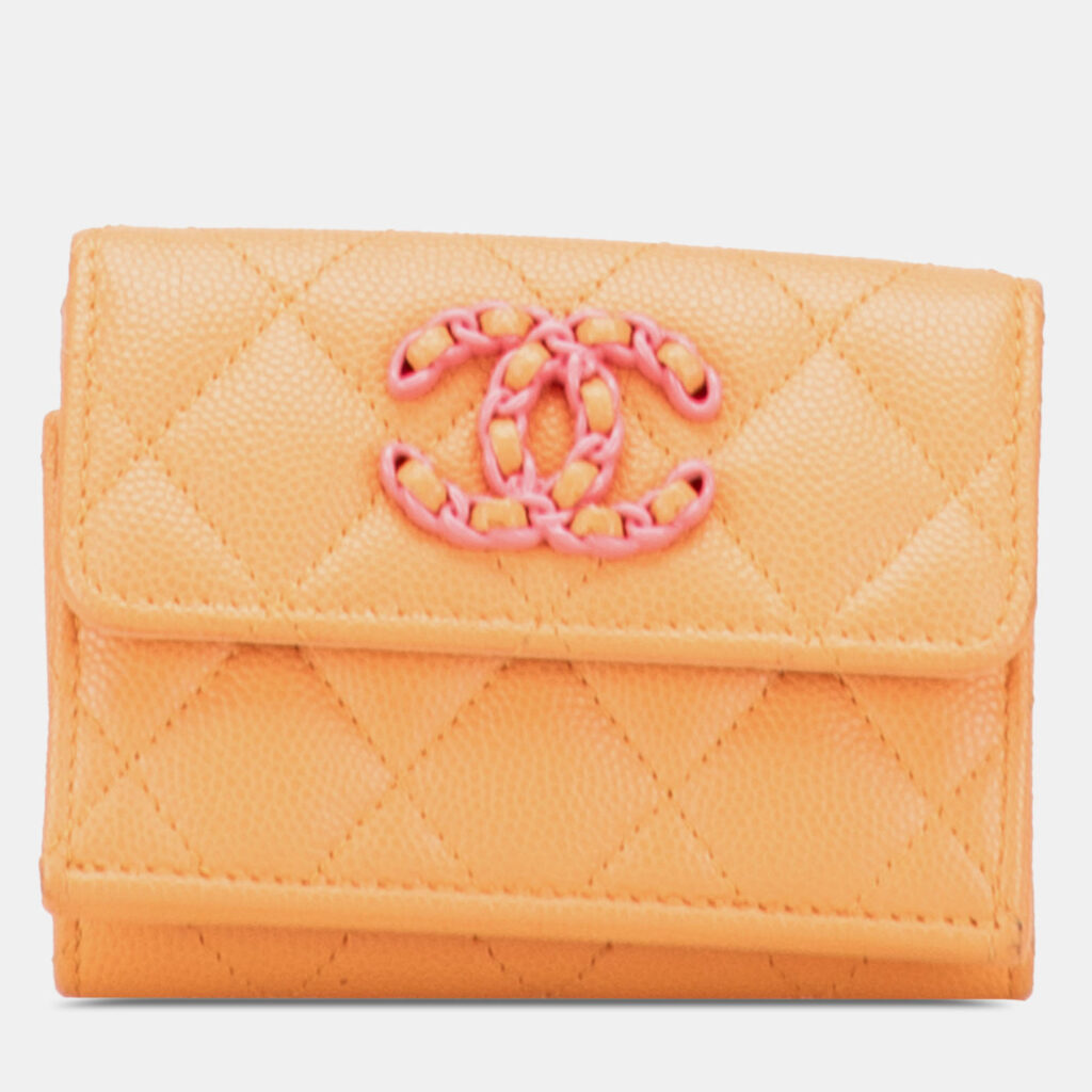 luxury-women-chanel-used-handbags-p1217445-002-1.jpg Chanel Orange Quilted Caviar 19 Compact Flap Wallet