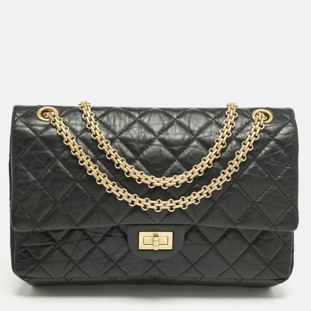 Chanel Black Quilted Aged Leather Classic 226 Reissue 2.55 Flap Bag Chanel Black Quilted Aged Leather Classic 226 Reissue 2.55 Flap Bag