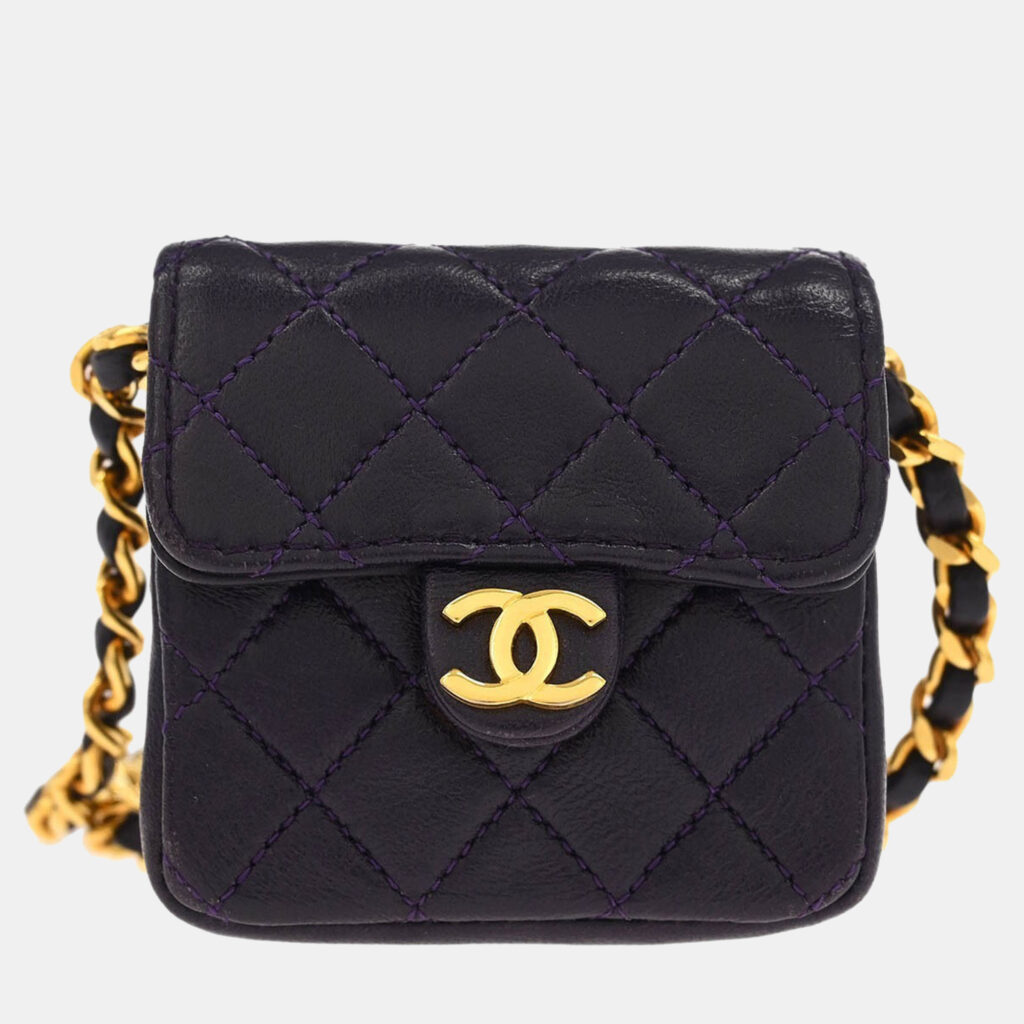 luxury-women-chanel-used-handbags-p1217907-004.jpg Chanel Navy Lambskin Micro Classic Flap Shoulder Bag Pochette