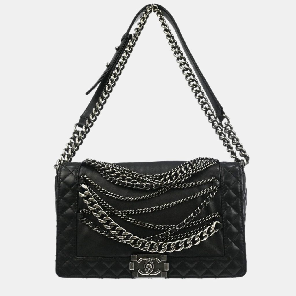 luxury-women-chanel-used-handbags-p1217927-008.jpeg Boy Reverso Chanel Black Lambskin Medium Shoulder Bag