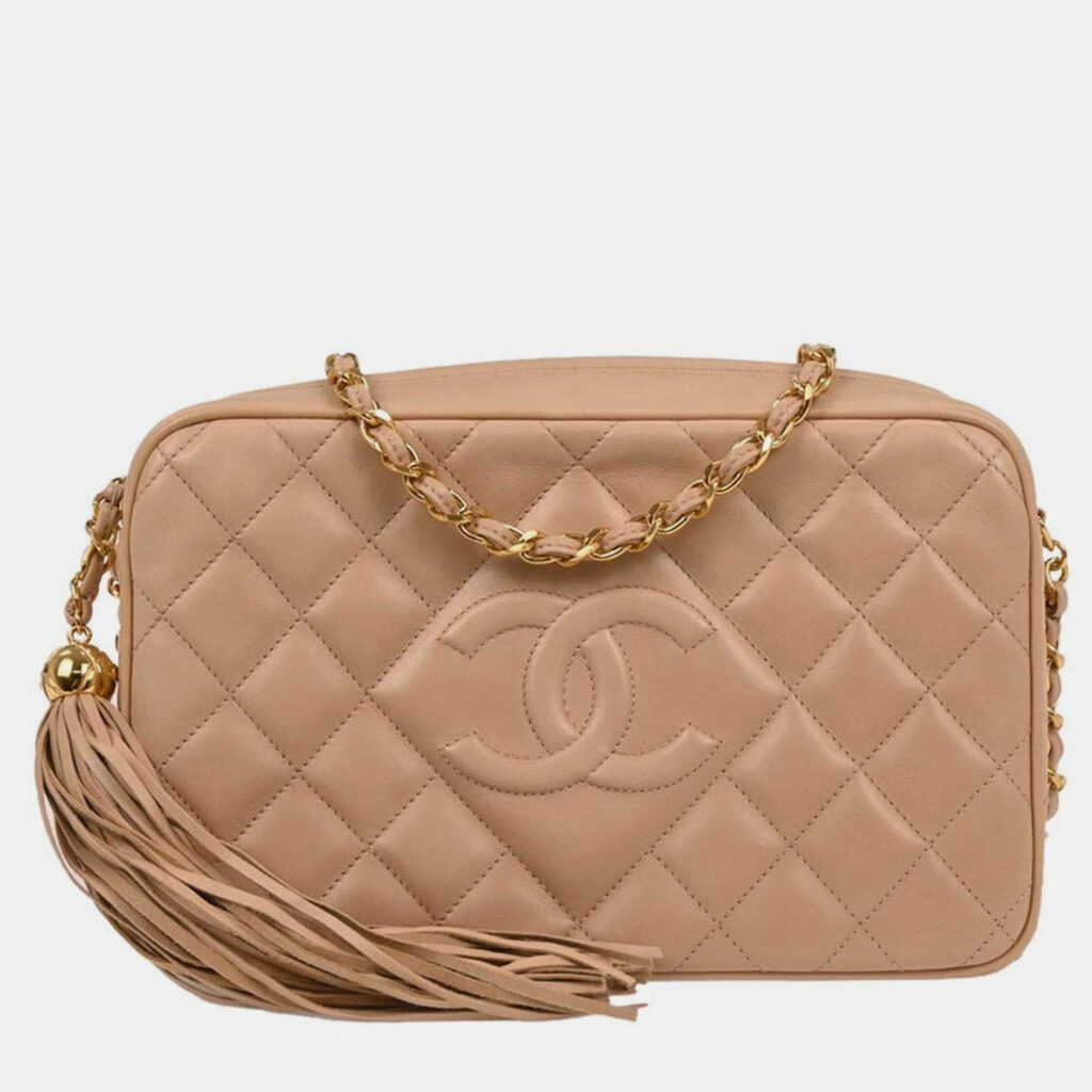 luxury-women-chanel-used-handbags-p1220719-005-1.jpeg Chanel Beige Lambskin Camera Bag Small