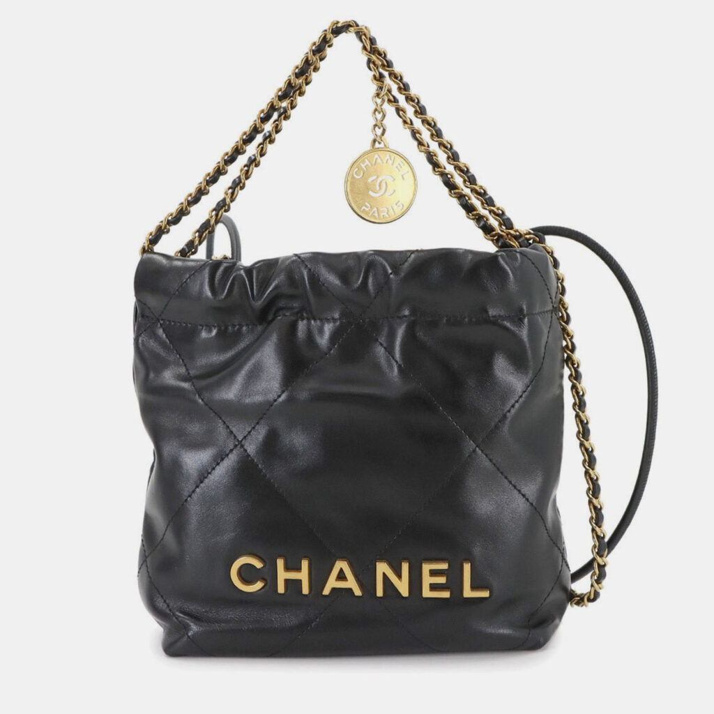 Chanel 22 Black Leather Shoulder Bag Chanel 22 Black Leather Shoulder Bag