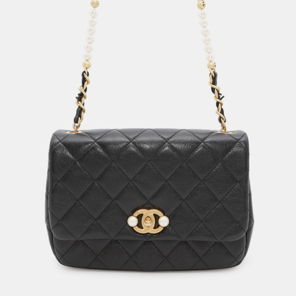 Chanel Pearl CC Black Quilted Calfskin Leather Flap Bag Chanel Pearl CC Black Quilted Calfskin Leather Flap Bag