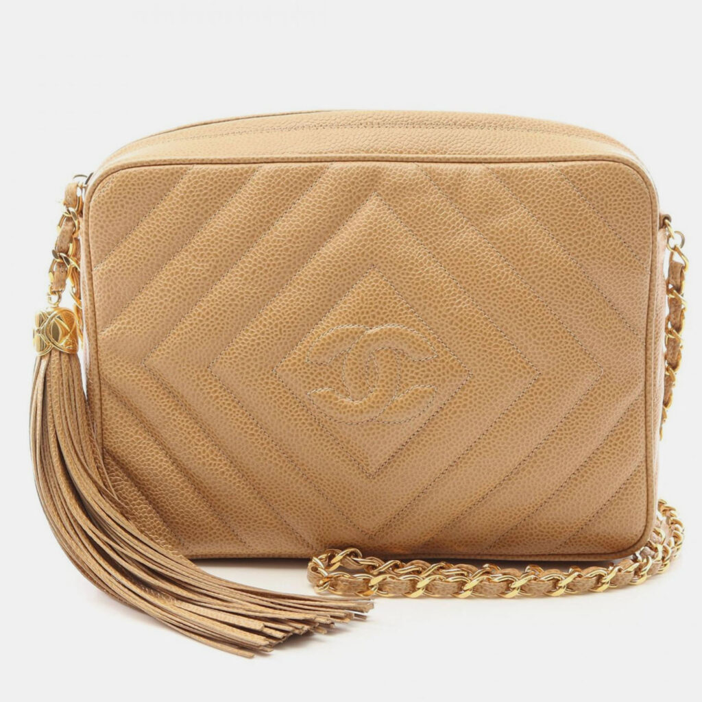 Chanel Vintage CC Tassel Beige Leather Camera Bag Chanel Vintage CC Tassel Beige Leather Camera Bag