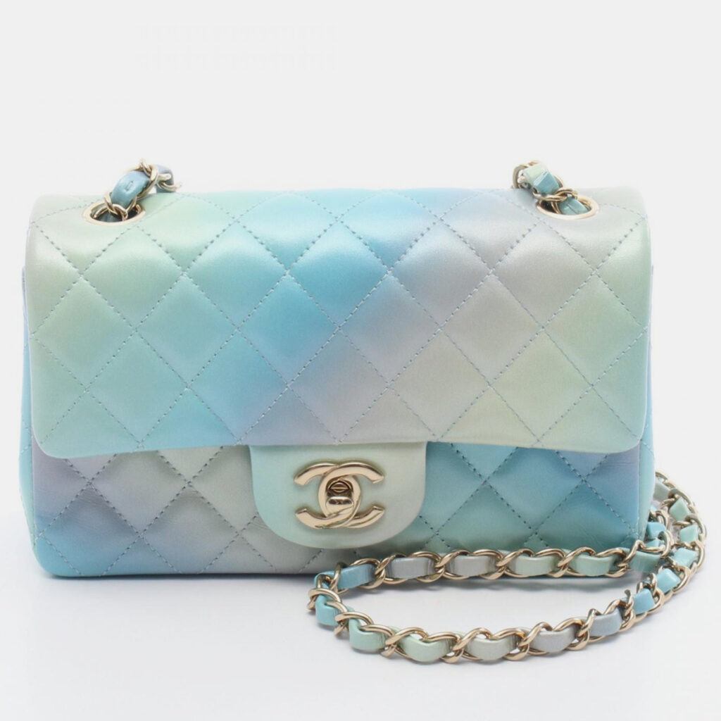 luxury-women-chanel-used-handbags-p1227237-005-1.jpg Chanel Rectangular Flap Mini Blue Ombre Quilted Leather Shoulder Bag