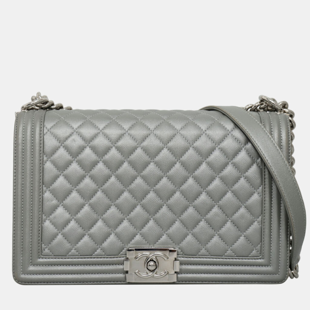 Caviar Leather New Medium Boy Bag