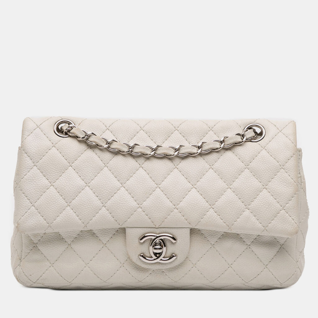 Chanel White Medium Classic Caviar Double Flap Chanel White Medium Classic Caviar Double Flap
